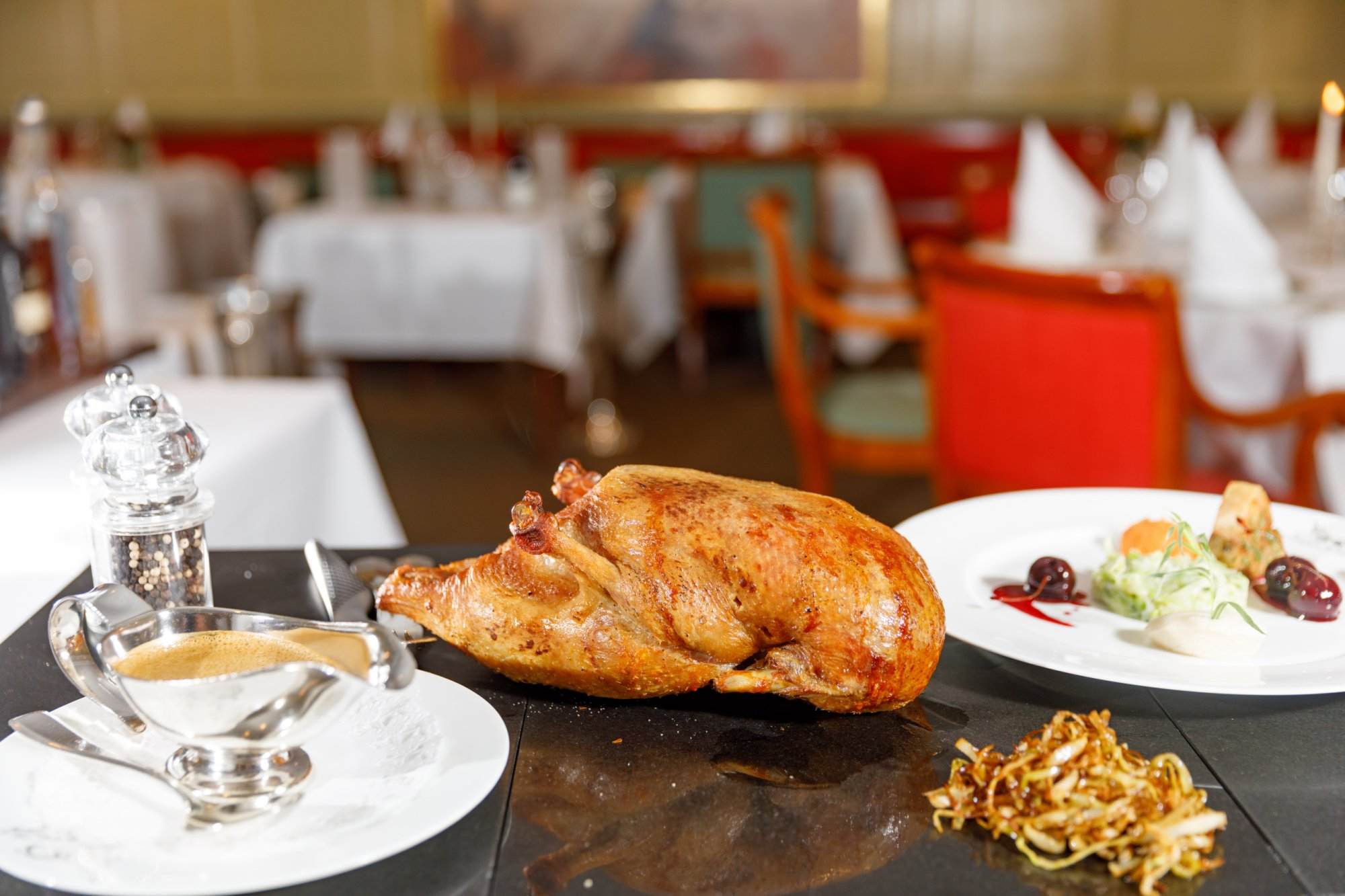 Vierländer Ente mit ausreichend Sauce – Bild 3