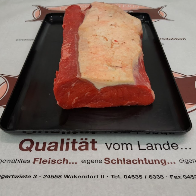 Rumpsteak mit Fettrand im Stück